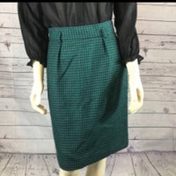 Vintage Jones New York Houndstooth skirt in green and black. 100% wool size 8 - Picture 2 of 7